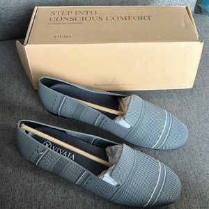 Vivaia Grey (with stripe) Rounded Toe Shoes.  Size 42